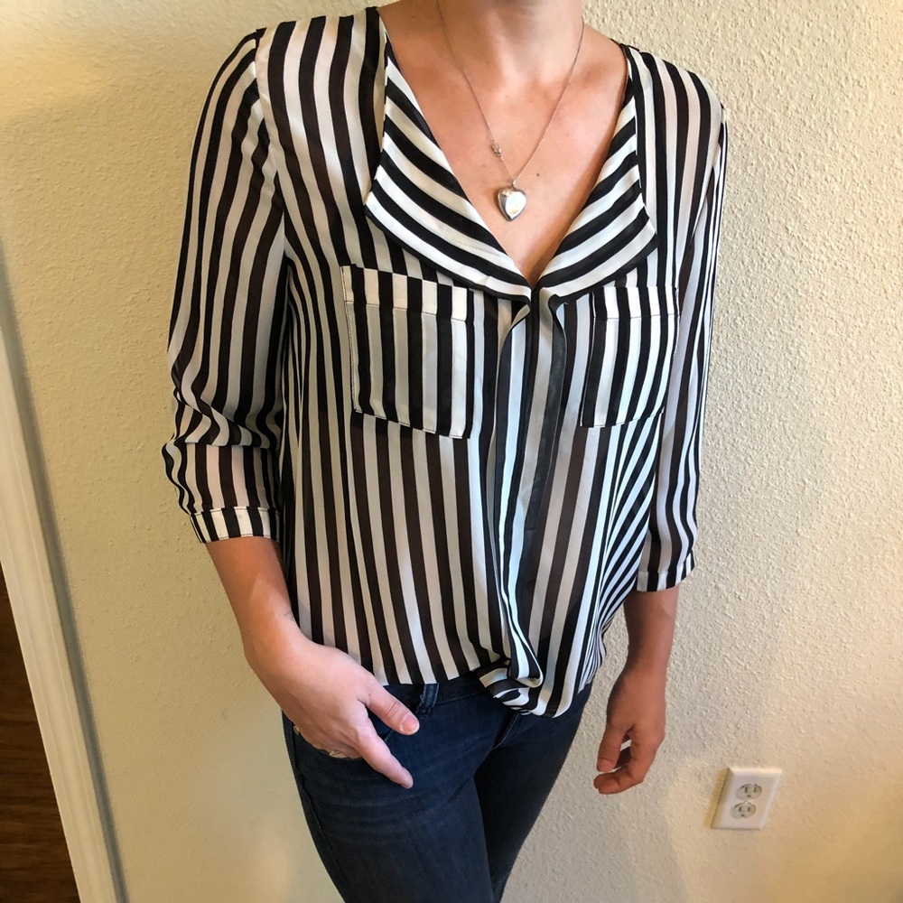 Black & white stripe dress top